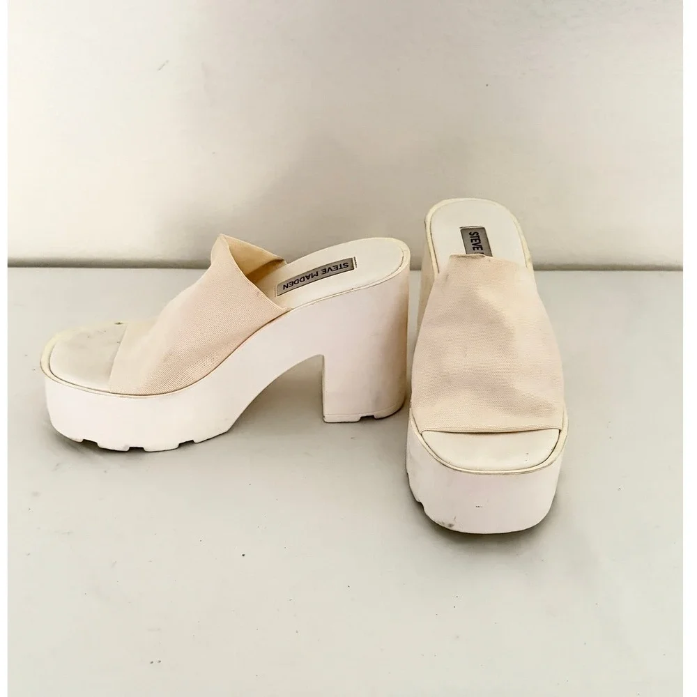 Steve Madden Platform Mules Sz 7.5 White Chunky Block Heel Square Toe Y2K 90s